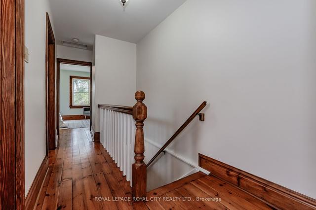 110 Harris St, House semidetached with 2 bedrooms, 1 bathrooms and 1 parking in Guelph ON | Image 8