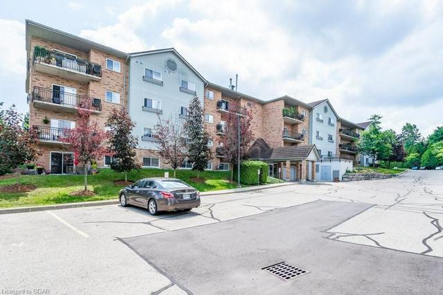 212 - 345 Briarmeadow Drive, House attached with 2 bedrooms, 2 bathrooms and 1 parking in Kitchener ON | Image 12