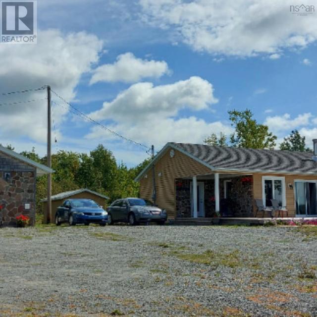 657 Southside Harbour Road, House detached with 2 bedrooms, 1 bathrooms and null parking in Antigonish, Subd. B NS | Image 2
