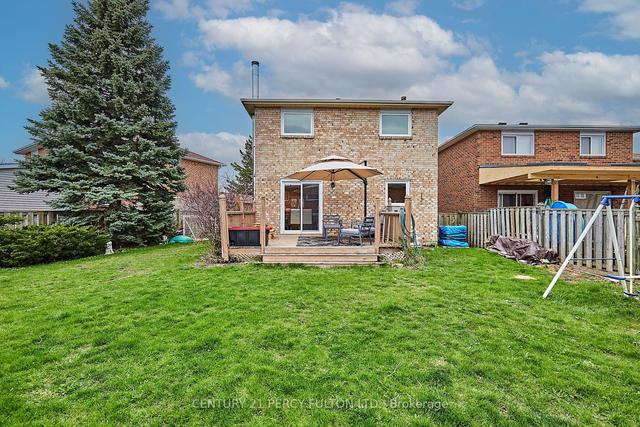 515 Alder Crt, House detached with 3 bedrooms, 3 bathrooms and 5 parking in Pickering ON | Image 24