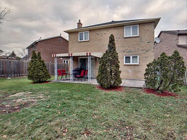 611 Miranda Crt, House detached with 2 bedrooms, 2 bathrooms and 6 parking in Pickering ON | Image 8
