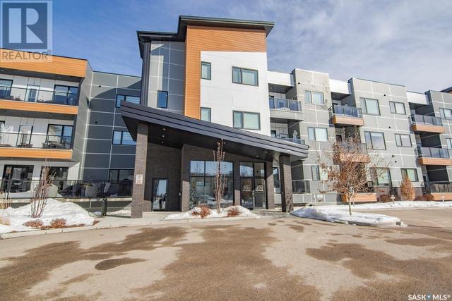 230 - 105 Willis Crescent, Condo with 1 bedrooms, 1 bathrooms and null parking in Saskatoon SK | Image 1