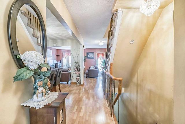 12 Jade St, House detached with 3 bedrooms, 4 bathrooms and 5 parking in Toronto ON | Image 29