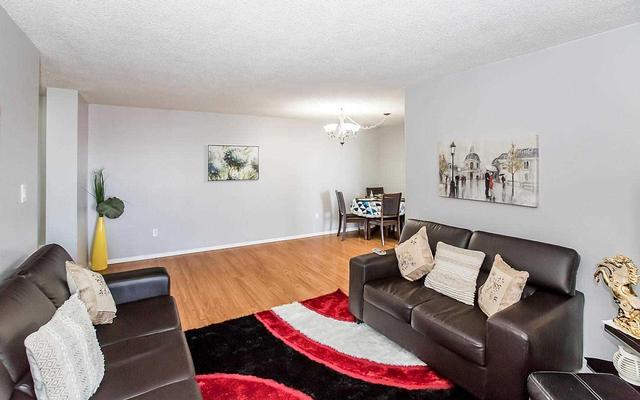 705 - 100 County Court Blvd, Condo with 2 bedrooms, 2 bathrooms and 1 parking in Brampton ON | Image 10