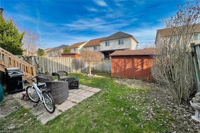 29 Julia Court, House semidetached with 4 bedrooms, 2 bathrooms and null parking in London ON | Image 21