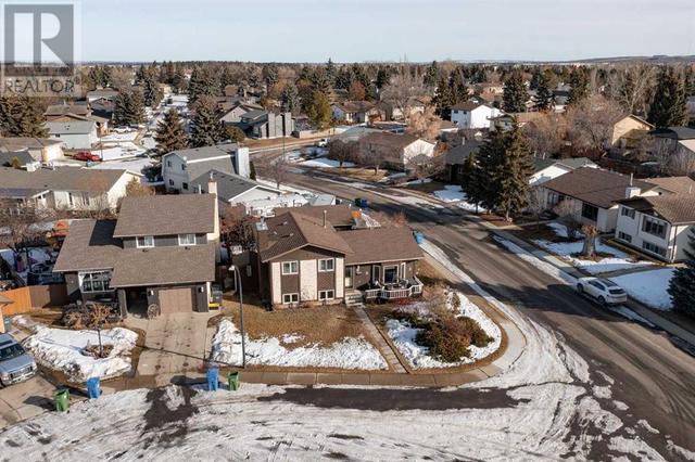 32 Drake Close, House detached with 4 bedrooms, 2 bathrooms and 4 parking in Red Deer AB | Image 42