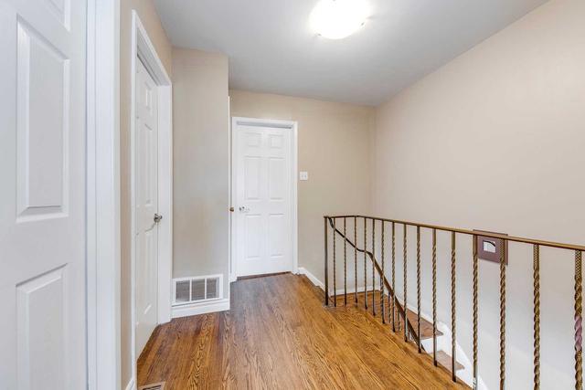 unit3 - 73 Old Burnhamthorpe Rd, Townhouse with 3 bedrooms, 2 bathrooms and 1 parking in Toronto ON | Image 11