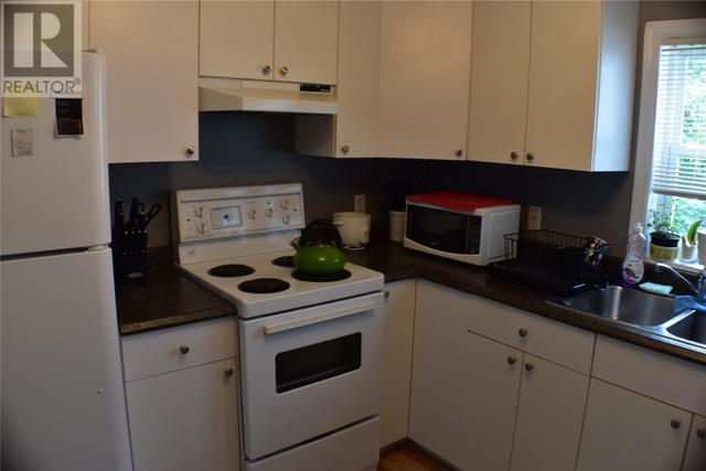 39 West Street, Home with 1 bedrooms, 1 bathrooms and null parking in Corner Brook NL | Image 3