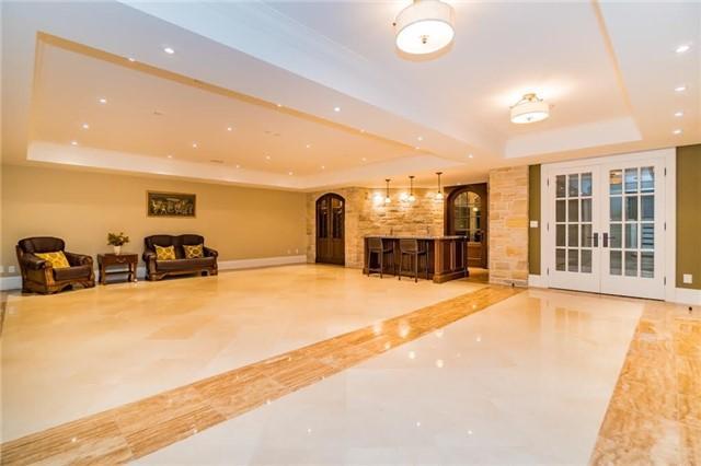 2239 Pineneedle Row, House detached with 5 bedrooms, 10 bathrooms and 11 parking in Mississauga ON | Image 17