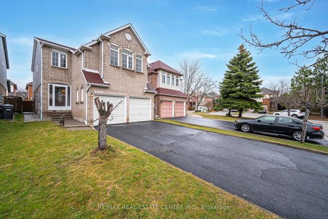 5938 Chorley Pl, House detached with 3 bedrooms, 3 bathrooms and 6 parking in Mississauga ON | Image 34