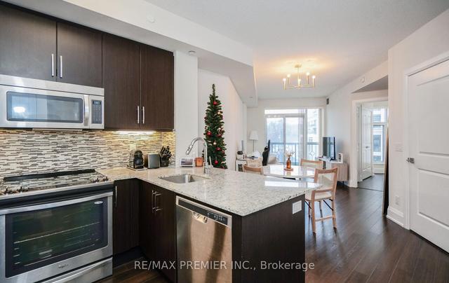 303 - 2 Old Mill Dr, Condo with 1 bedrooms, 1 bathrooms and 0 parking in Toronto ON | Image 26