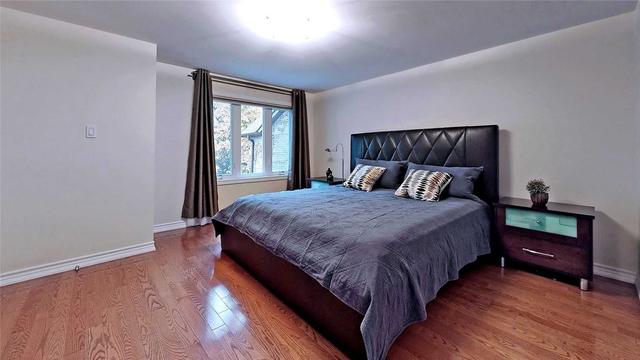 57 Peter Andrew Cres, House detached with 3 bedrooms, 4 bathrooms and 4 parking in Vaughan ON | Image 14