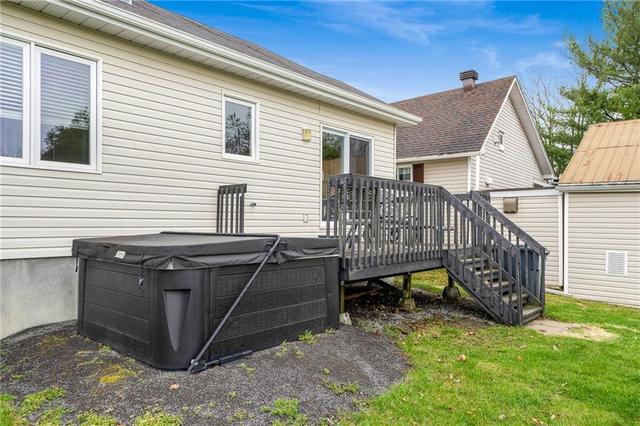 156 Longueuil Street, House detached with 3 bedrooms, 2 bathrooms and 4 parking in Champlain ON | Image 26