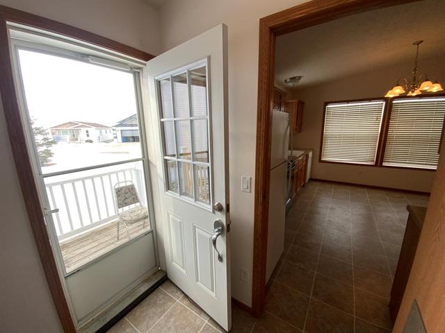 4 Cherry Lane Se, House detached with 2 bedrooms, 1 bathrooms and 2 parking in Red Deer County AB | Image 8