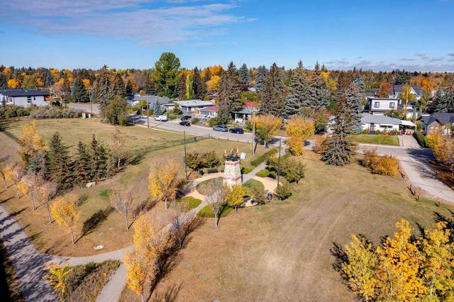 70 Mayfair Road Sw, House detached with 3 bedrooms, 4 bathrooms and 3 parking in Calgary AB | Image 44