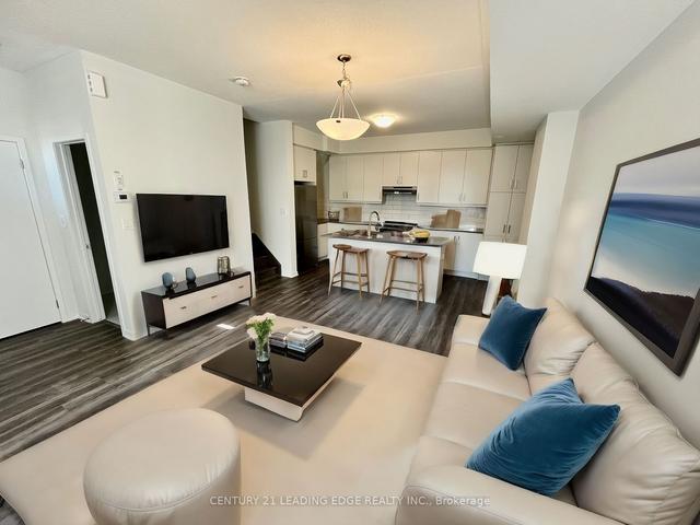 137 - 11 Almond Blossom Mews, Townhouse with 3 bedrooms, 3 bathrooms and 1 parking in Vaughan ON | Image 1