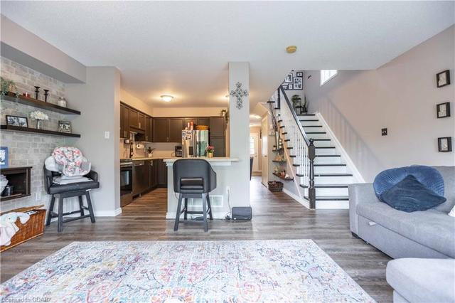 11 - 124 Gosling Gardens, House attached with 3 bedrooms, 2 bathrooms and 2 parking in Guelph ON | Image 13