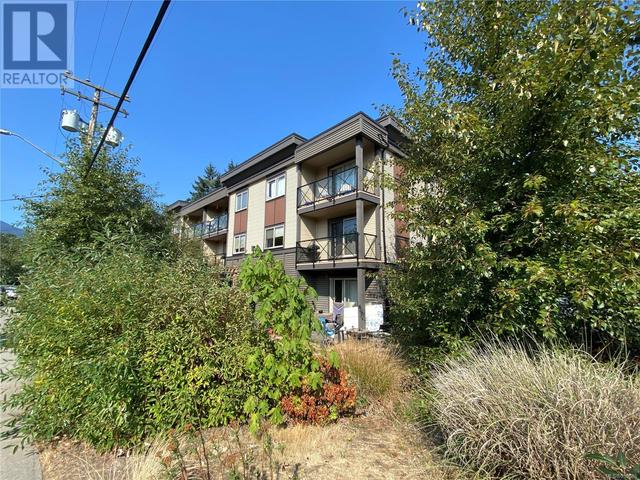 201 - 1600 Caspers Way, Condo with 2 bedrooms, 1 bathrooms and 1 parking in Nanaimo BC | Image 14