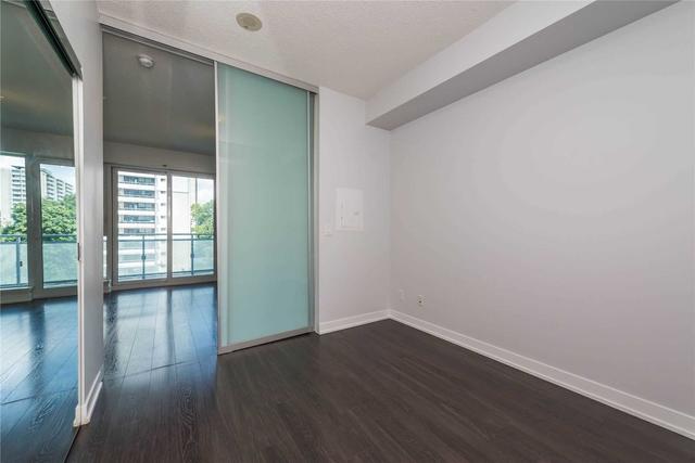 903 - 1830 Bloor St W, Condo with 1 bedrooms, 1 bathrooms and 1 parking in Toronto ON | Image 8