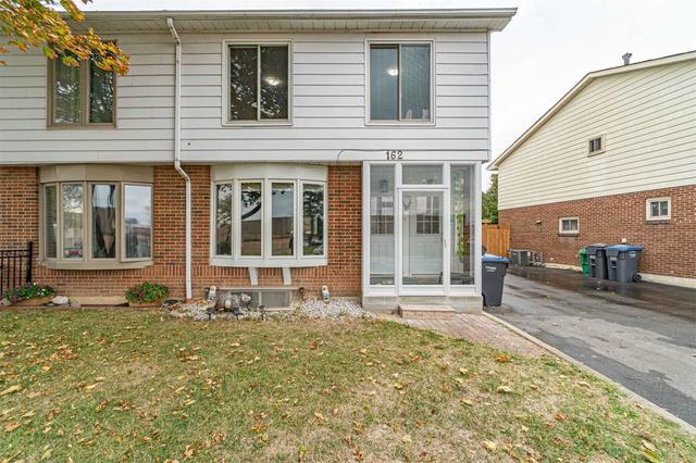 162 Hansen Rd, House semidetached with 3 bedrooms, 4 bathrooms and 5 parking in Brampton ON | Image 12