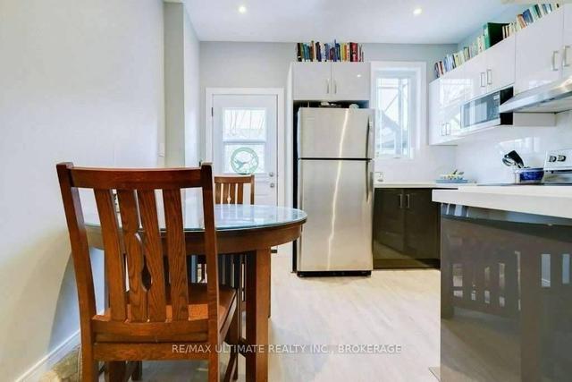 39 Major St, House detached with 3 bedrooms, 4 bathrooms and 1 parking in Toronto ON | Image 3
