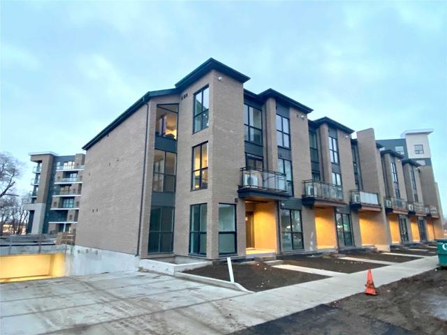 419 - 1 Falaise Rd, Condo with 2 bedrooms, 2 bathrooms and 1 parking in Toronto ON | Image 2
