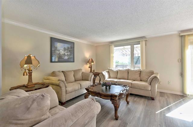 688 Down Cres, House detached with 3 bedrooms, 2 bathrooms and 5 parking in Oshawa ON | Image 17
