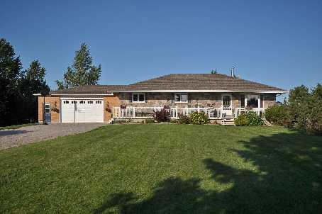074605 24 25 Sideroad, House detached with 3 bedrooms, 3 bathrooms and 8 parking in East Garafraxa ON | Image 1