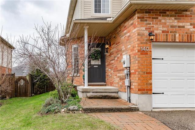 140 Upper Mercer Street, House attached with 3 bedrooms, 3 bathrooms and 3 parking in Kitchener ON | Image 5