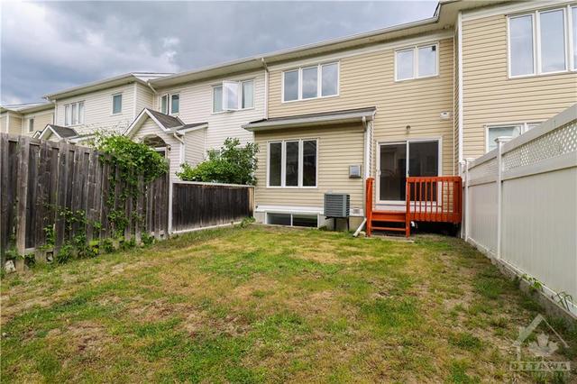 528 Woodchase Street, Townhouse with 3 bedrooms, 3 bathrooms and 3 parking in Ottawa ON | Image 30
