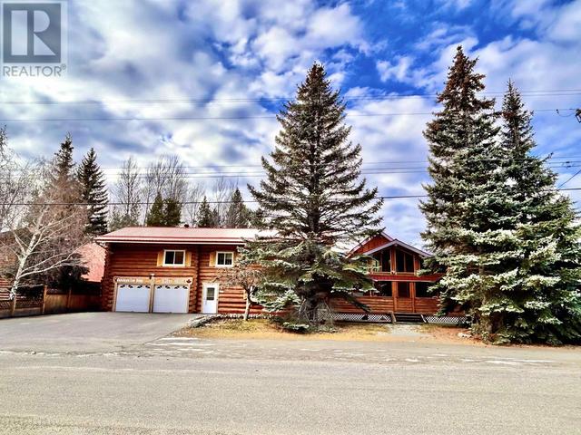 1940 Cranberry Place, House detached with 5 bedrooms, 6 bathrooms and null parking in Valemount BC | Image 1