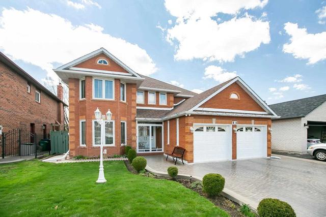 18 New London Crt, House detached with 4 bedrooms, 5 bathrooms and 8 parking in Brampton ON | Image 1