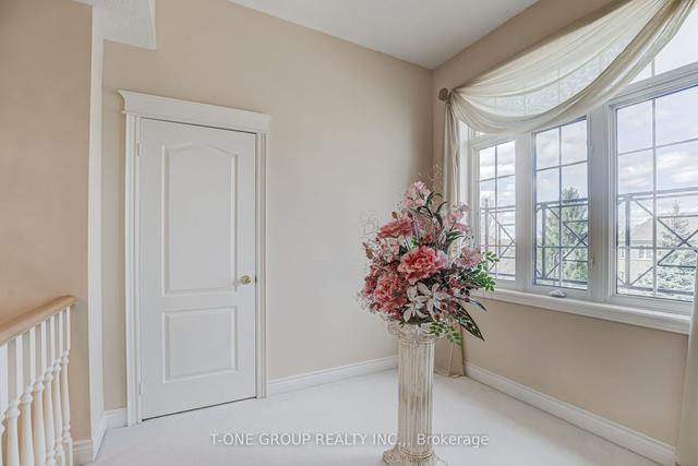 105 Spring Blossom Cres, House detached with 4 bedrooms, 5 bathrooms and 9 parking in Markham ON | Image 20