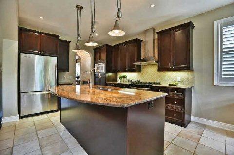 809 Canyon St, House detached with 3 bedrooms, 5 bathrooms and 4 parking in Mississauga ON | Image 5