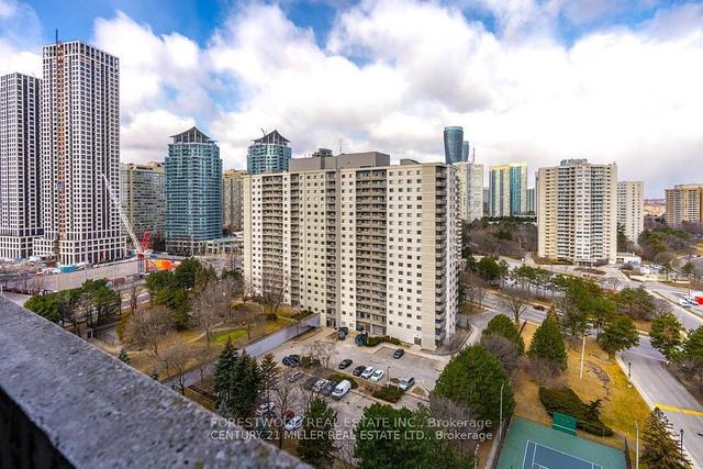 310 - 50 Elm Dr E, Condo with 2 bedrooms, 2 bathrooms and 1 parking in Mississauga ON | Image 13