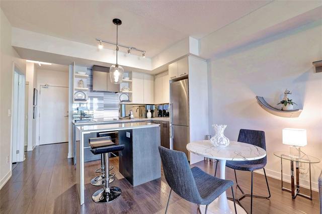 402 - 1830 Bloor St W, Condo with 1 bedrooms, 2 bathrooms and 1 parking in Toronto ON | Image 8