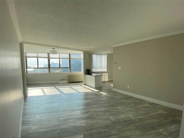 805 - 270 Queens Quay W, Condo with 2 bedrooms, 1 bathrooms and 0 parking in Toronto ON | Image 13