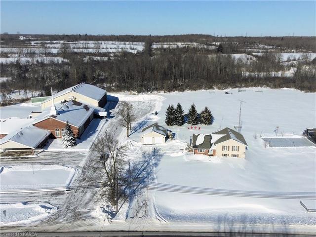 3872 Harrowsmith Road, House detached with 5 bedrooms, 3 bathrooms and 7 parking in South Frontenac ON | Image 39