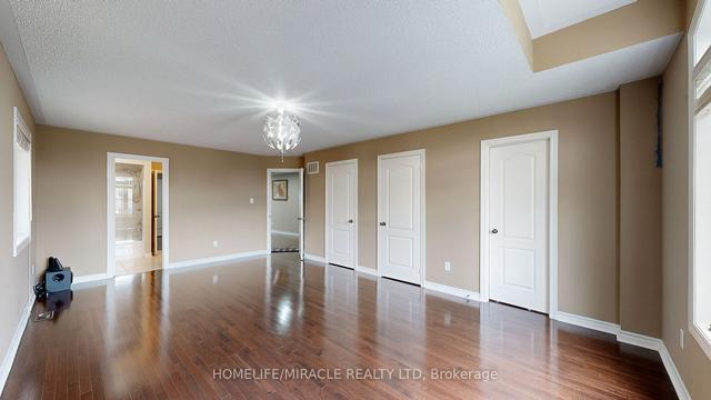 20 Oakhaven Rd, House detached with 5 bedrooms, 6 bathrooms and 7 parking in Brampton ON | Image 15