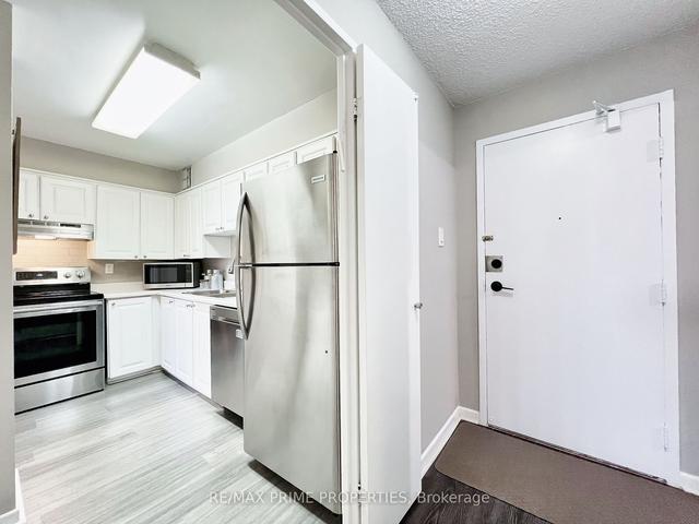 401 - 60 Inverlochy Blvd, Condo with 3 bedrooms, 2 bathrooms and 1 parking in Markham ON | Image 30