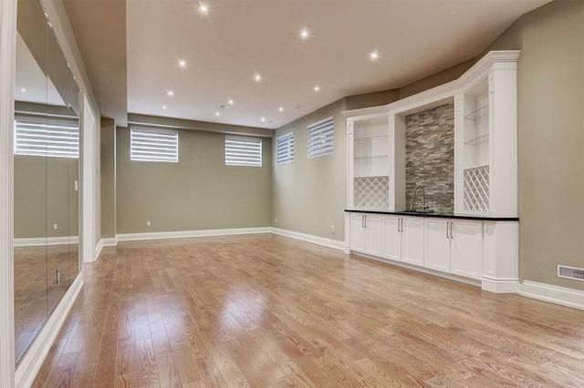 12 Silverview Dr, House detached with 4 bedrooms, 6 bathrooms and 6 parking in Toronto ON | Image 29