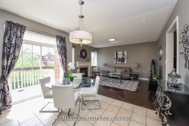 526 Nairn Circ, House detached with 4 bedrooms, 4 bathrooms and 6 parking in Milton ON | Image 6