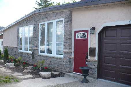 304 Broadway St, House detached with 2 bedrooms, 2 bathrooms and 4 parking in Orangeville ON | Image 4