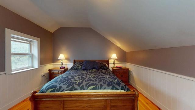 8599 Concession Rd 6, Home with 3 bedrooms, 3 bathrooms and 11 parking in Mapleton ON | Image 14