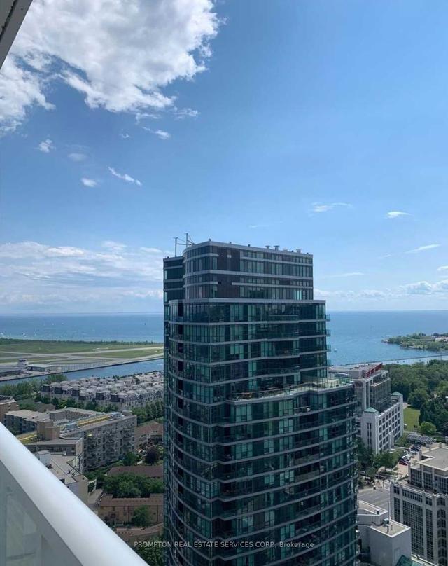 4001 - 19 Bathurst St, Condo with 1 bedrooms, 1 bathrooms and 0 parking in Toronto ON | Image 14