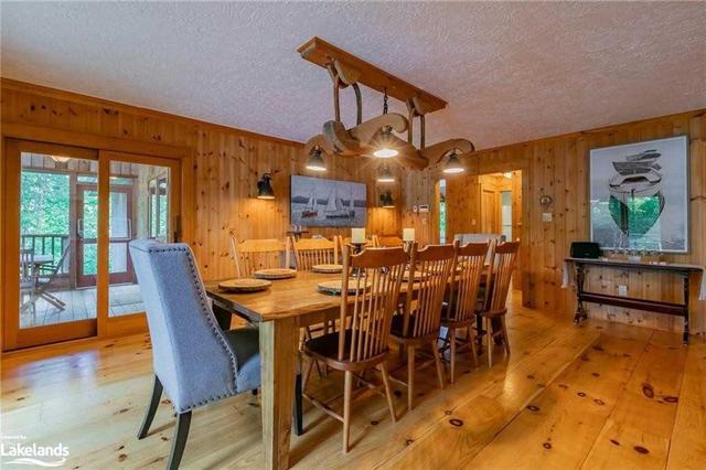 1030 Thompson Lane, House detached with 2 bedrooms, 5 bathrooms and 8 parking in Lake of Bays ON | Image 4