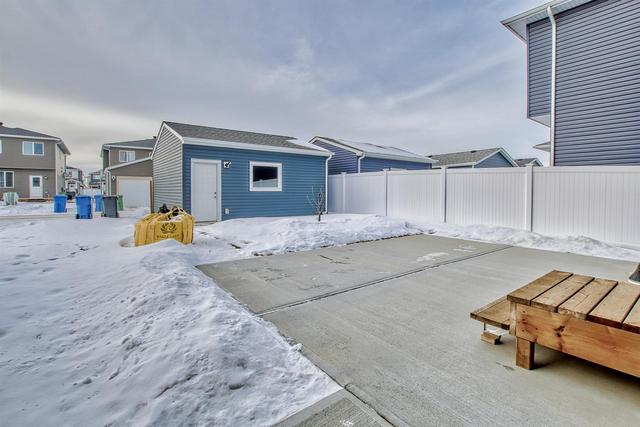 131 Chelsea Road, House detached with 3 bedrooms, 2 bathrooms and 3 parking in Calgary AB | Image 39