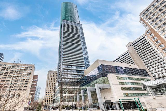 917 - 386 Yonge St, Condo with 1 bedrooms, 1 bathrooms and 0 parking in Toronto ON | Image 1