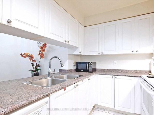 205 - 889 Bay St, Condo with 2 bedrooms, 1 bathrooms and 1 parking in Toronto ON | Image 7