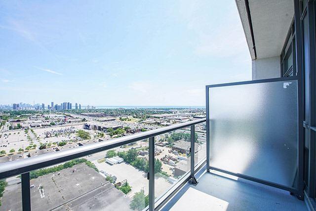 2204 - 17 Zorra St, Condo with 1 bedrooms, 1 bathrooms and 1 parking in Toronto ON | Image 12